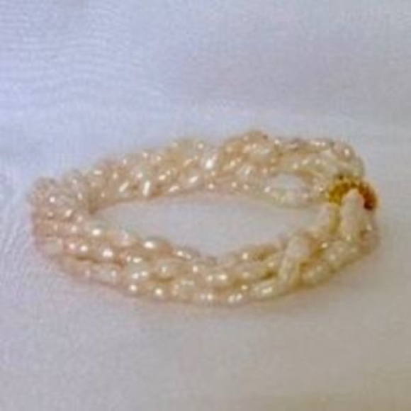 💲SALE 💲Freshwater Genuine Keshi Pearl Torsade Bracelet Goldtone Clasp - Picture 3 of 4